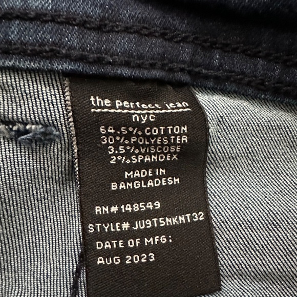 The Perfect Jean NYC 36x32 Slim Thick Dark Wash EUC - Picture 4 of 5